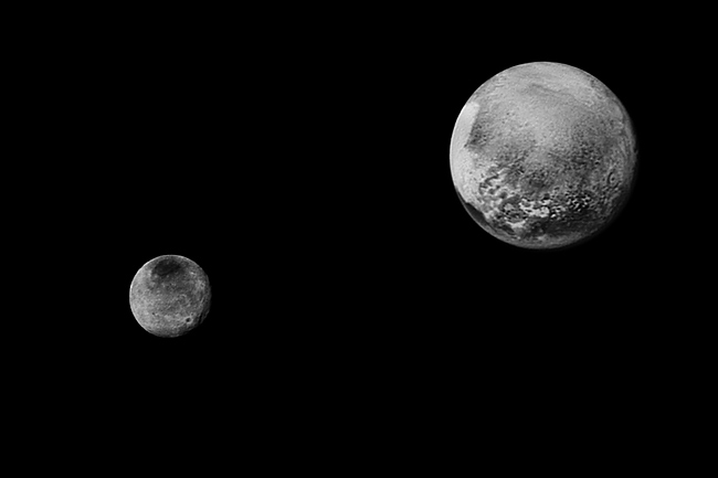 Charon, Pluto.jpg
